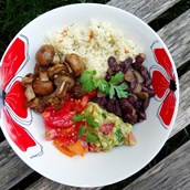 Купа с просо, гъби и салца