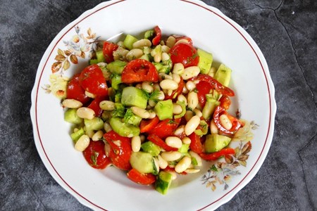Dill avocado bean salad